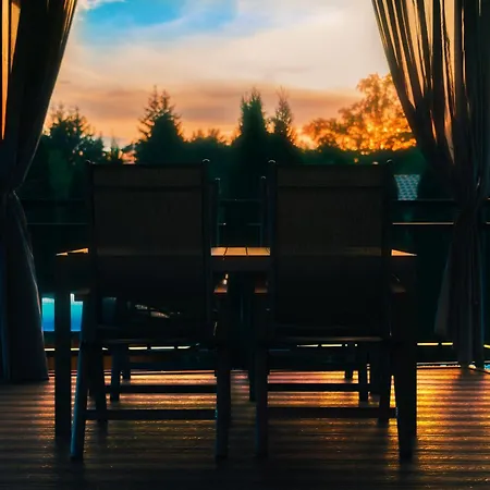 Letniskowy Nad Jeziorem * Sławica