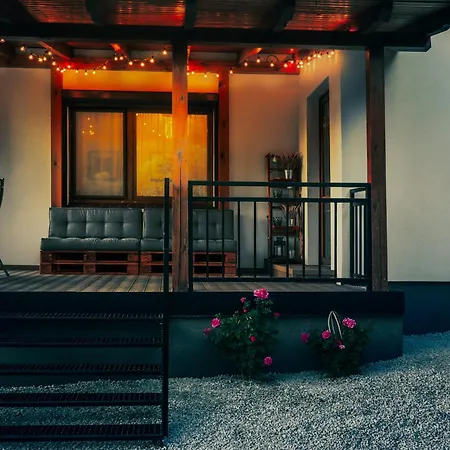 別荘 Letniskowy Nad Jeziorem *