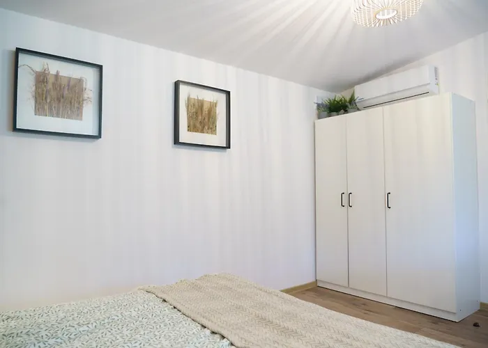 Letniskowy Nad Jeziorem Slawica