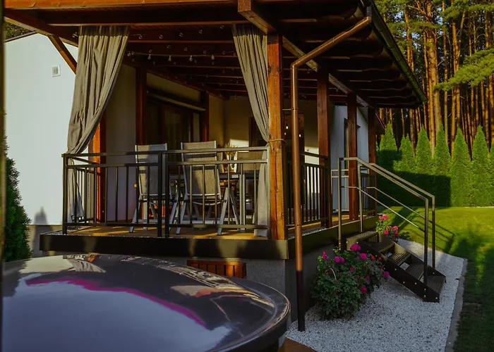 別荘 Letniskowy Nad Jeziorem