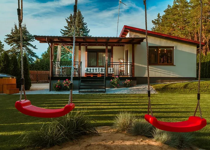 Letniskowy Nad Jeziorem בית נופש Slawica